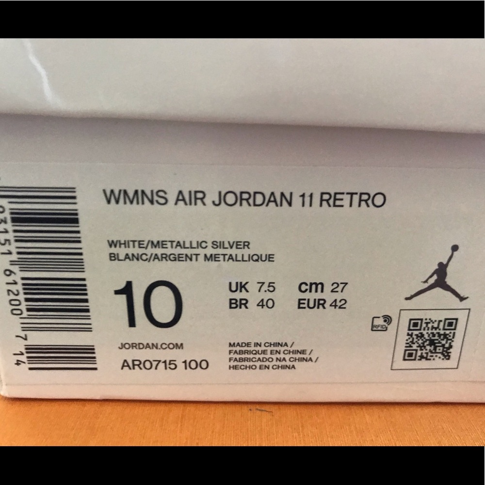 Air Jordan 11 Retro Sparkle